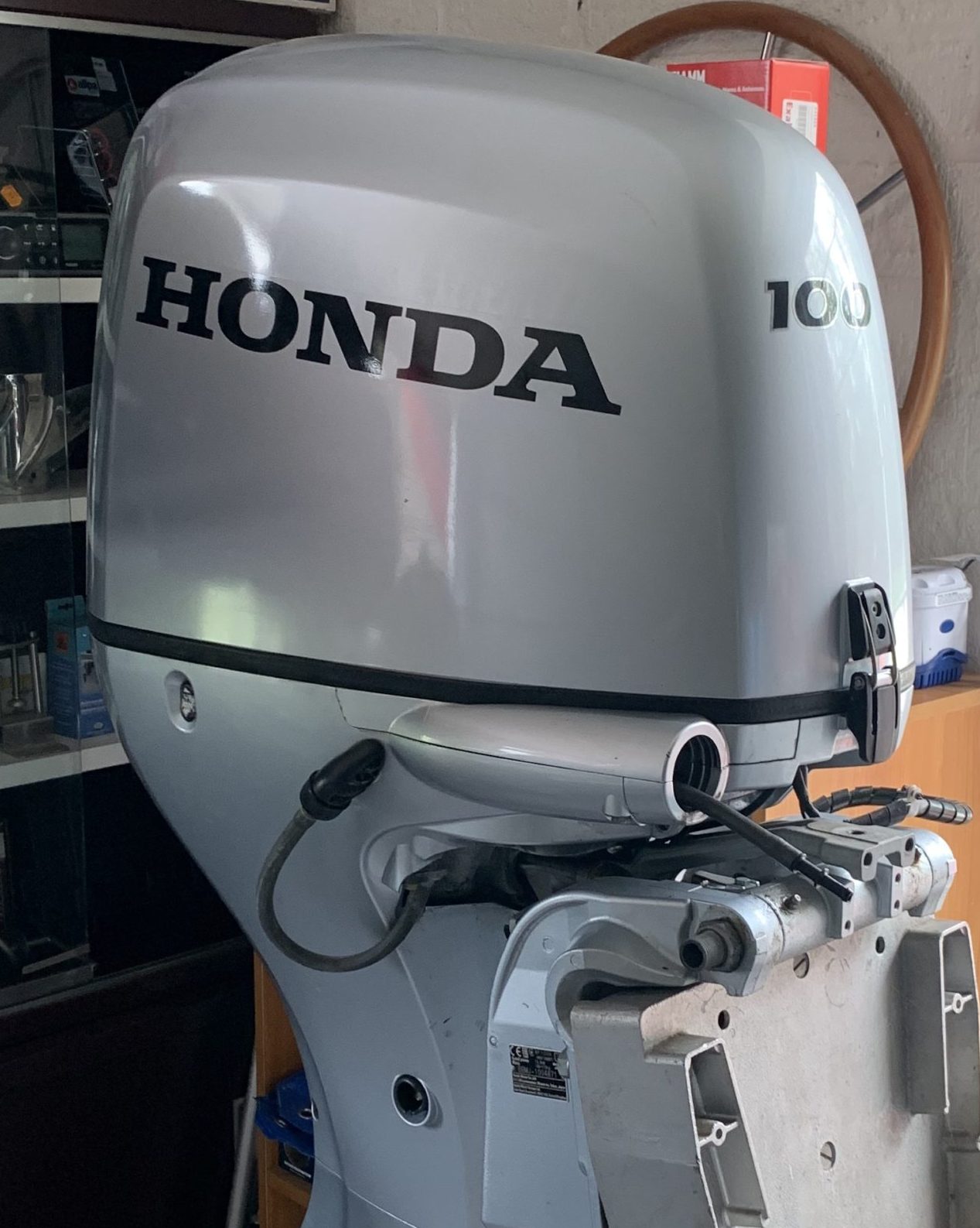 Honda BF100 Image